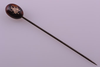 Victorian Piqué Stick Pin