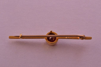 Gold Edwardian Brooch