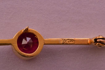 Gold Edwardian Brooch