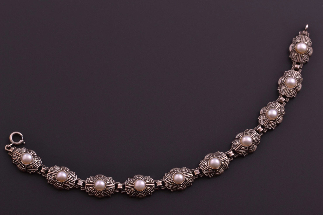 Silver 1930's Bracelet With Marcasite And Pearls