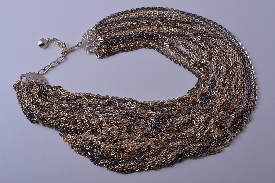 Gilt 1970's Necklace