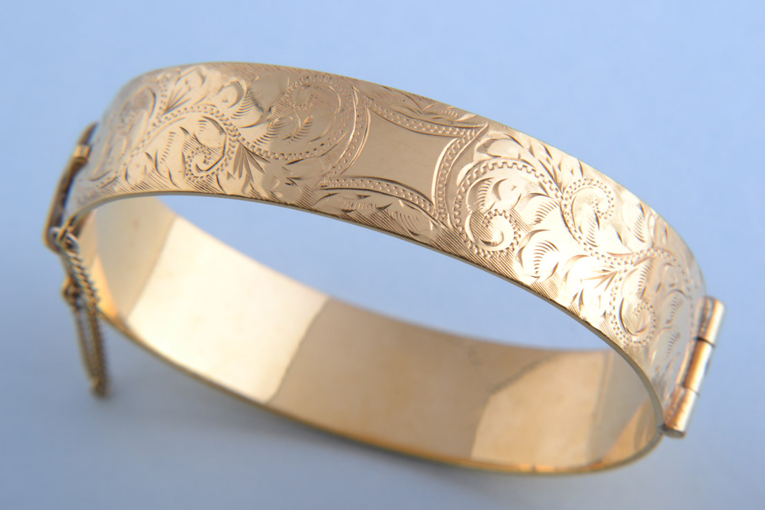 Gold Plated 1950's Bangle