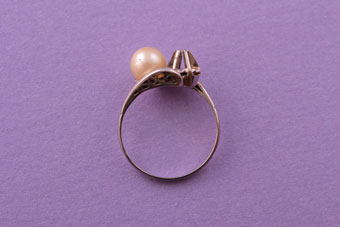 White Gold Vintage Ring