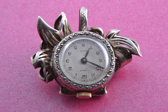 Silver Pendant / Watch