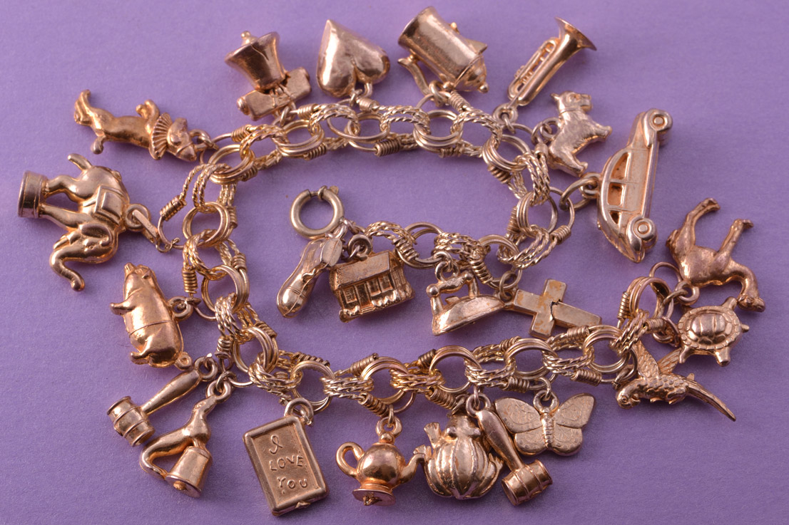 Gold Tone Vintage Charm Bracelet | Vintage Jewellery | Amanda