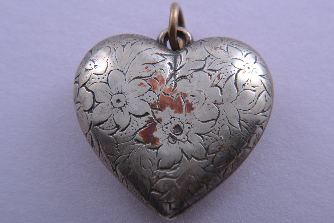 Victorian Heart Pendant