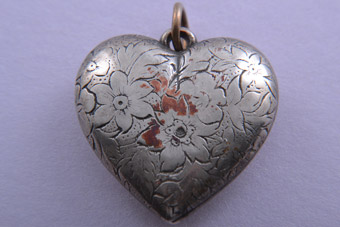 Victorian Heart Pendant