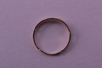 9ct Gold Victorian Ring