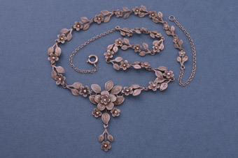 Silver Filigree Vintage Necklace 