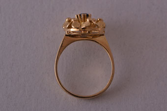 Gold Retro Ring