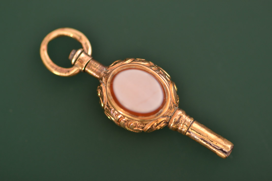 Watch Key With Foiled Crystal And Agate