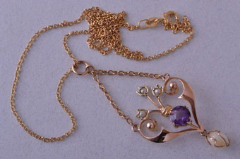 Gold Edwardian Necklace