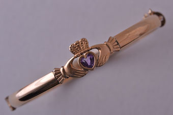 Vintage Claddagh Bangle