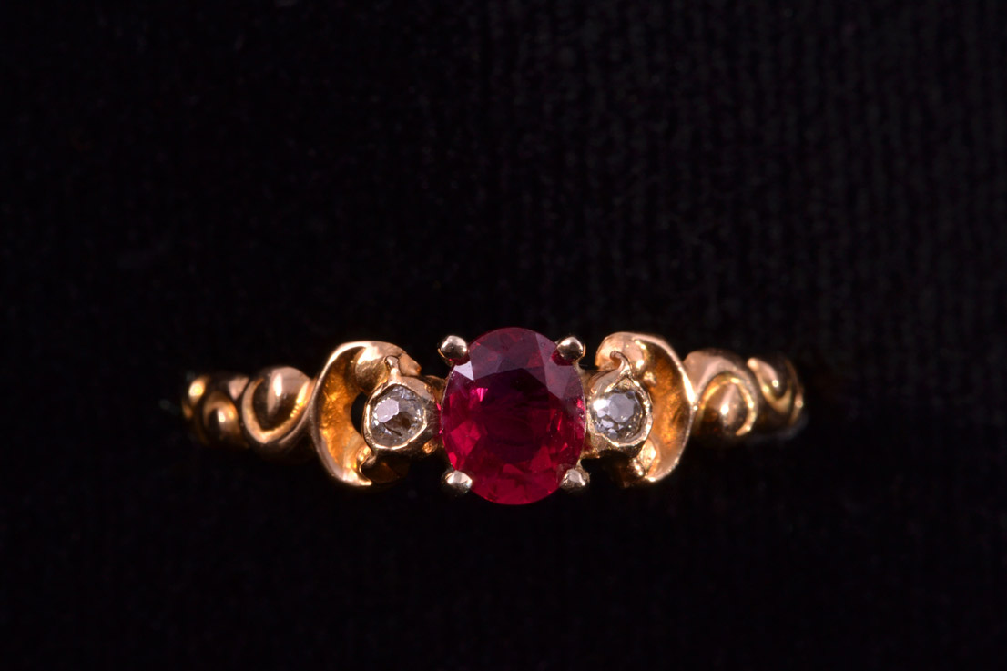 Gold Vintage Ring With A Ruby And Diamonds