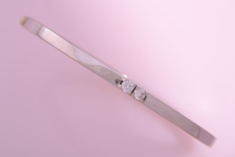 9ct Gold Bangle