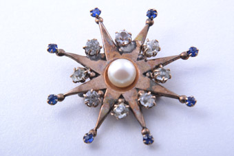 Star Pendant / Brooch With Paste