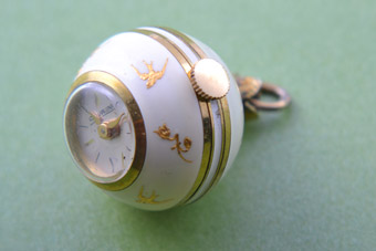 Enamel Pendant / Watch 