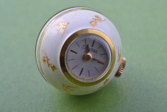 Enamel Pendant / Watch 