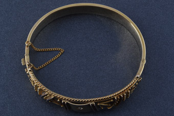 Gold Vintage Bangle