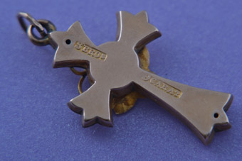 9ct Gold Victorian Cross