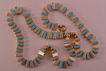 Gilt 1950's Vintage Necklace