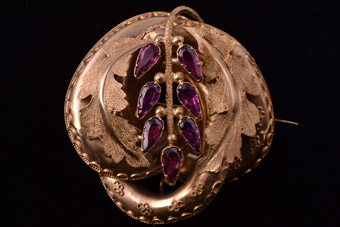 Victorian Brooch/Pendant