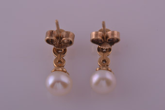 9ct Gold Stud Earrings