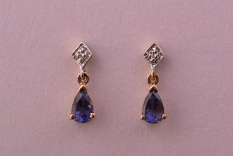 Gold Stud Earrings With Iolite And Diamonds