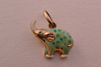 9ct Yellow Gold Vintage Elephant Charm With Enamel