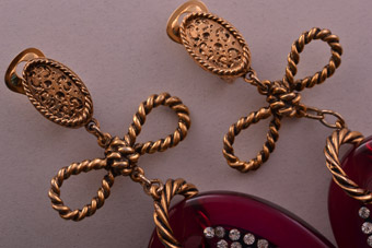 Vintage Clip On Earrings