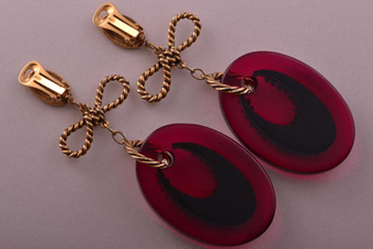 Vintage Clip On Earrings