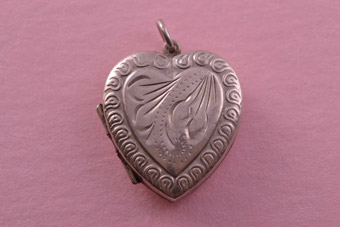 Vintage Heart Locket