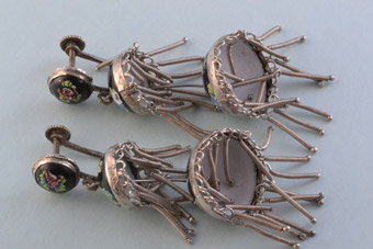 Vintage Screw On Earrings