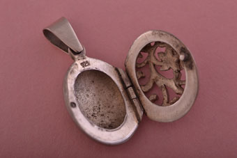 Silver Modern Locket