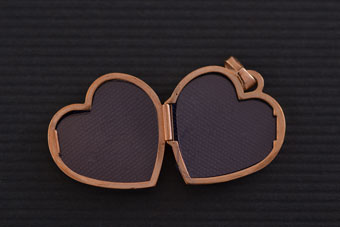 Gold Vintage Heart Locket