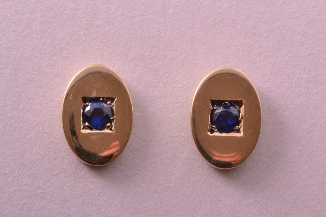 Yellow Gold Vintage Stud Earrings With Sapphires