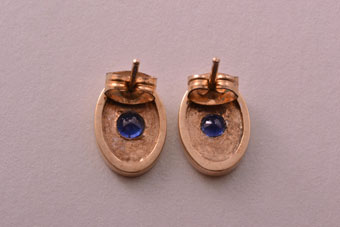 Gold Vintage Earrings 