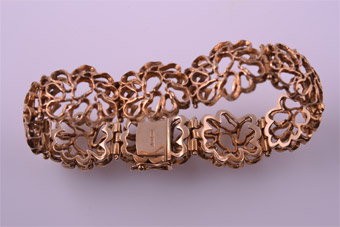 Retro Gold Bracelet