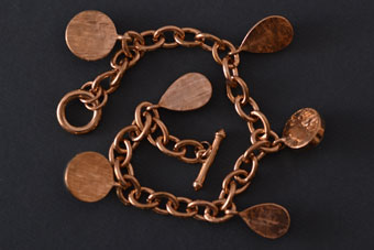 Gilt Modern Bracelet