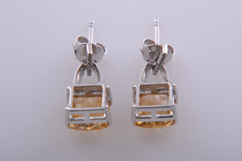9ct Gold Stud Earrings