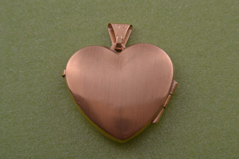 9ct Gold Modern Locket