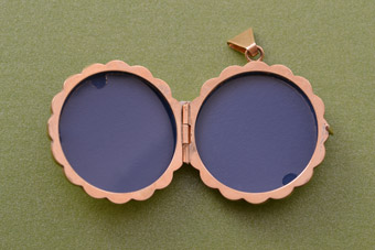 9ct Rose Gold Locket