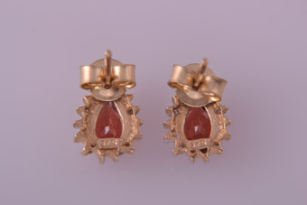 9ct Gold Stud Earrings