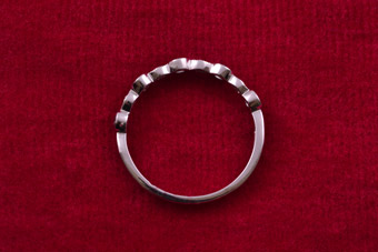 9ct Gold Modern Ring
