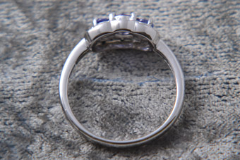 9ct Gold Modern Ring