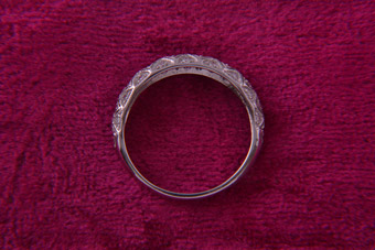 9ct Gold Modern Ring