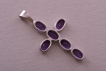 9ct White Gold Cross