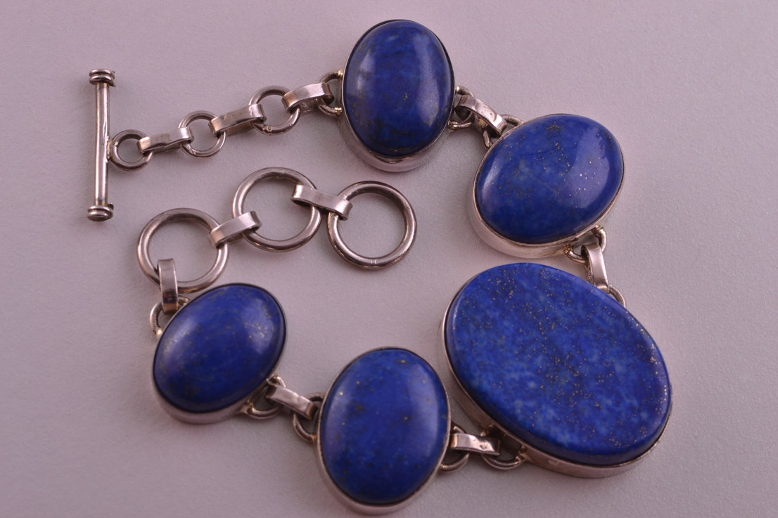 Silver Modern Bracelet With Lapis Lazuli