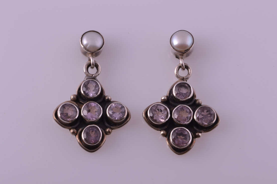 Silver Stud Earrings With Pearls And Amethysts