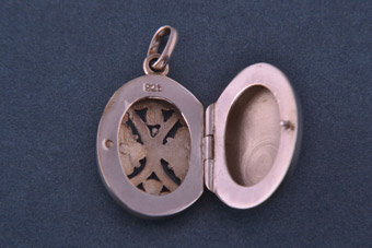 Silver Modern Locket